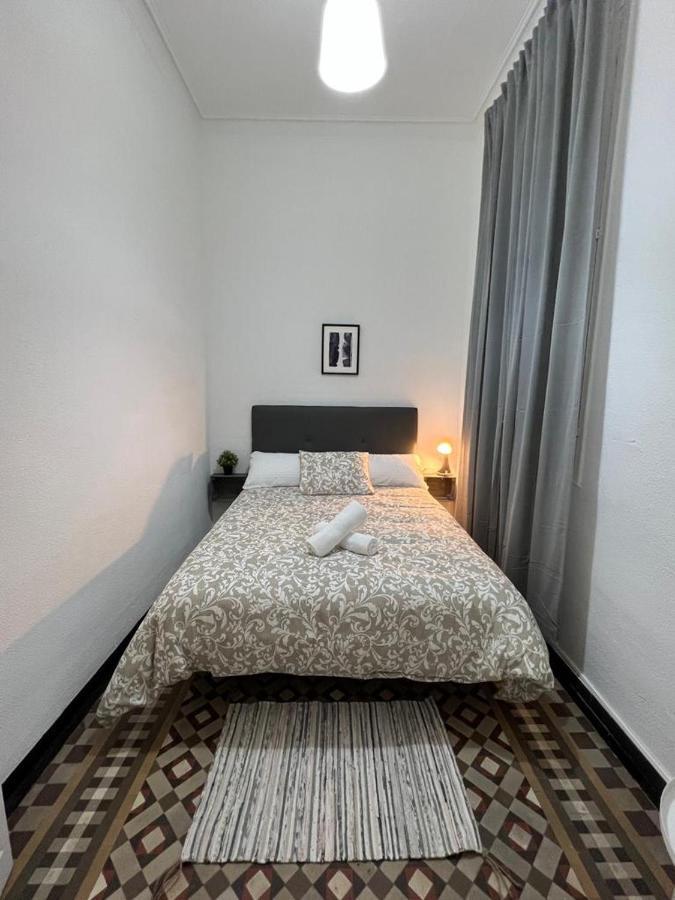 A & M Barcelona Hostal Exteriör bild