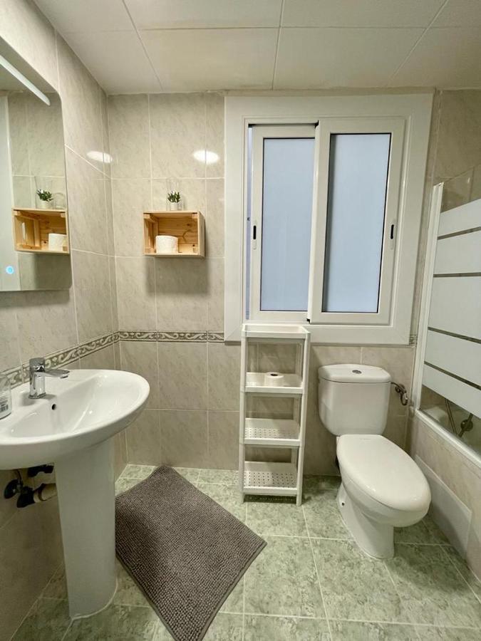 A & M Barcelona Hostal Exteriör bild